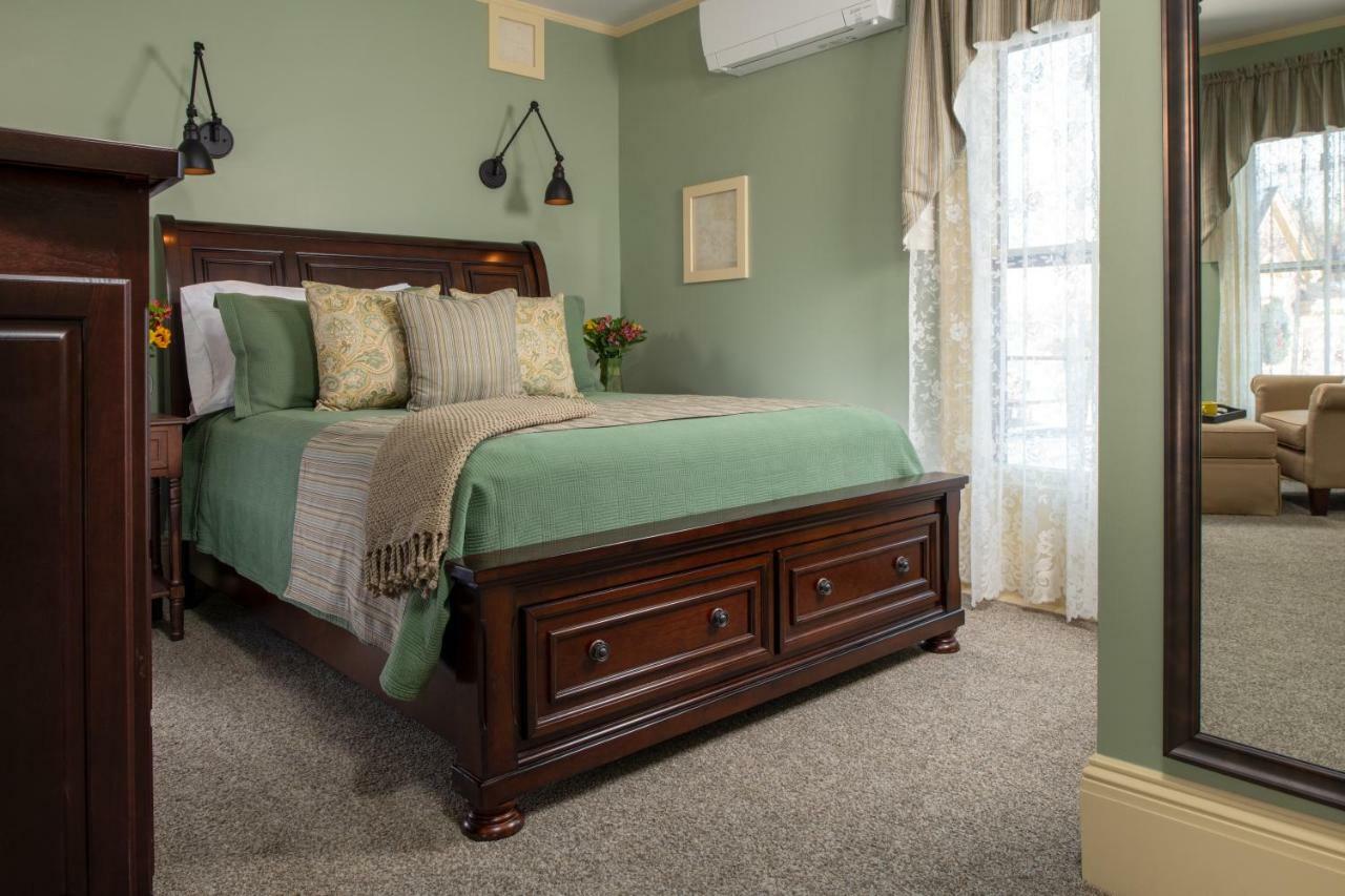 Rockland Talbot House Bed & Breakfast Bagian luar foto